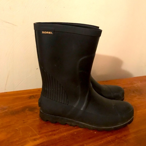 Sorel Black Mid Calf Rainboot - Picture 1 of 7